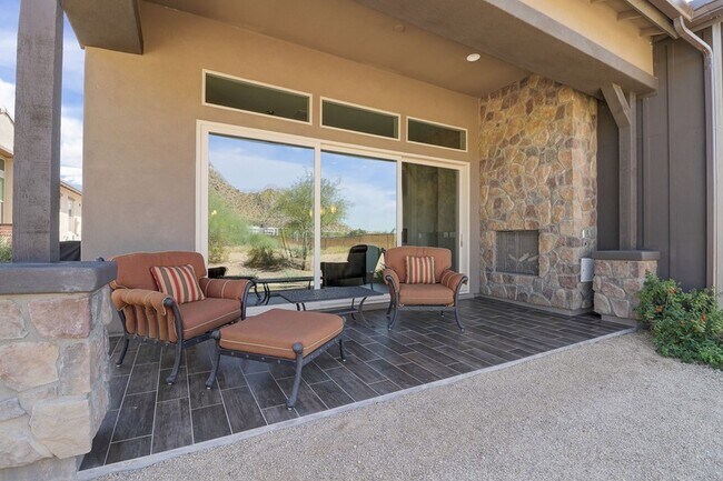 Foto del edificio - Summit at Pinnacle Peak