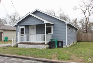 Building Photo - 1213 Bookertee St