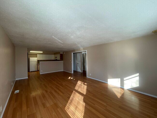 Foto del edificio - 410 W 4th N