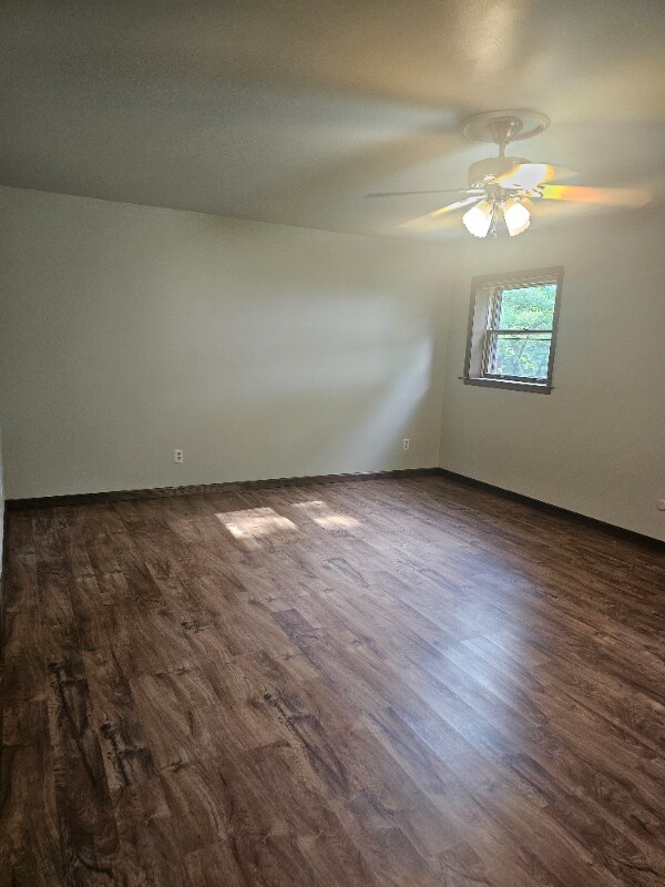 Foto del edificio - 139 Ladue Oaks Dr