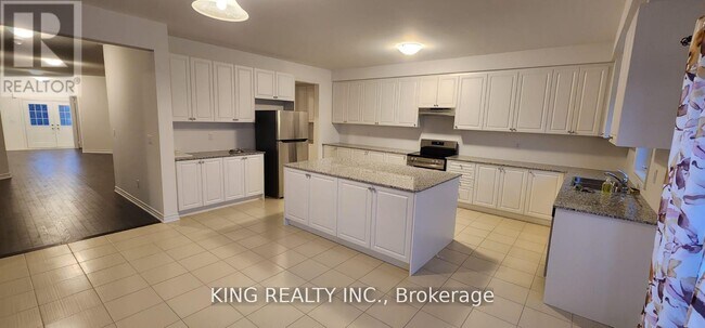 Photo du bâtiment - 373 Russell St