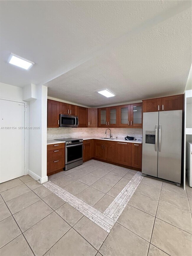 Foto del edificio - 5020 NW 79th Ave