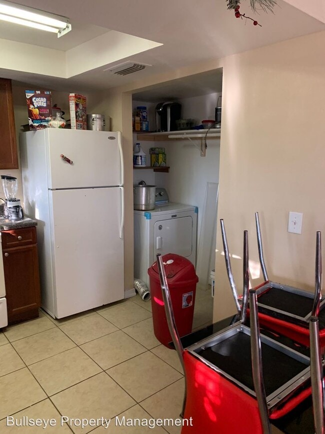 Foto del edificio - 2701 E Beck Ln