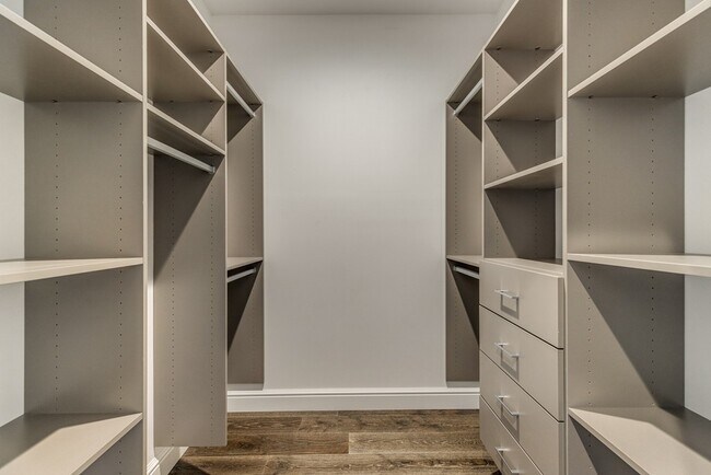 Foto del edificio - 353 Summer St