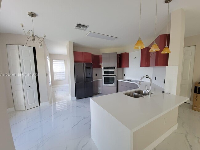 Foto del edificio - 5337 SW 183rd Ave