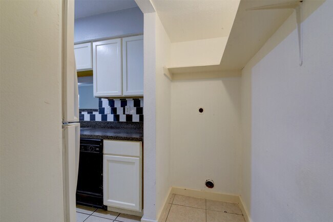 Building Photo - 7200 W T C Jester Blvd