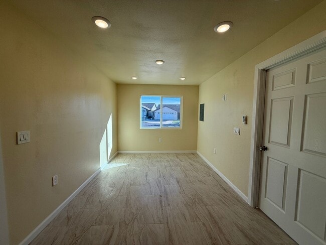 Foto del edificio - R71300