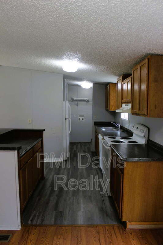 Foto del edificio - 4687 Mayflower St