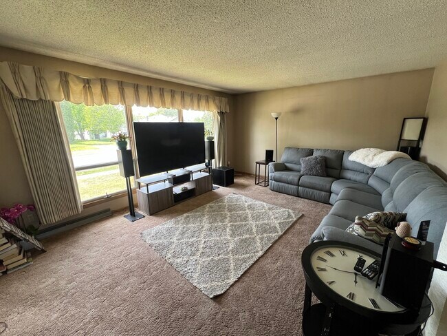 Foto del edificio - 415 1st Ave SE