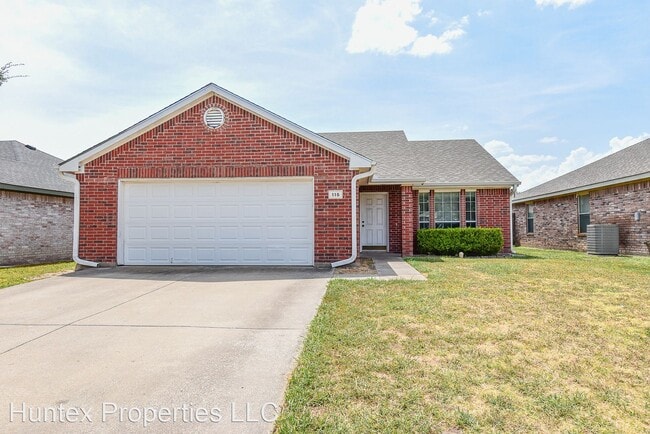 Foto del edificio - 3 br, 2 bath House - 115 Red Cloud Drive