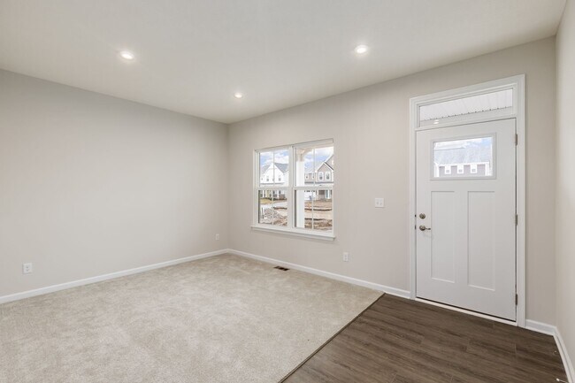 Building Photo - 303 Wyman Lk Dr