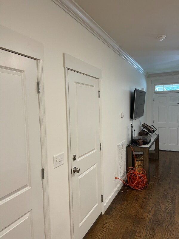 Building Photo - 8574 Daju Ct