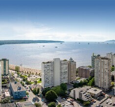 Building Photo - Shoreline West End