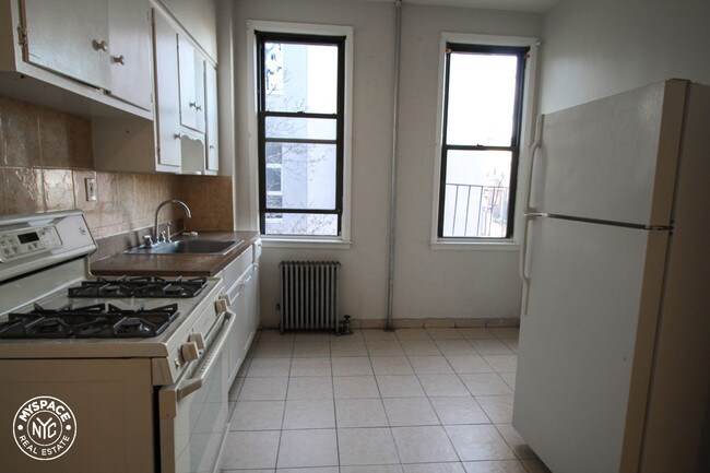 Foto del edificio - 92 Jefferson St