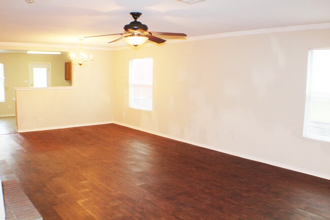 Foto del edificio - Great One story home in Enclave and Willow...