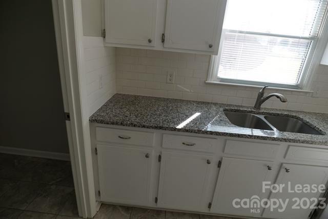 Building Photo - 3310 39th Ave Ct NE