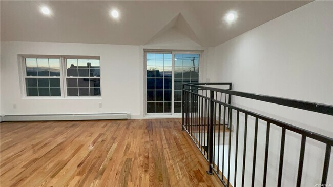 Foto del edificio - 506 Beach 69th St