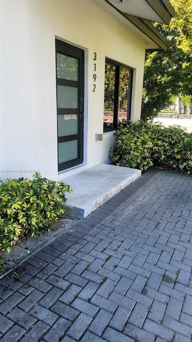 Foto del edificio - 3192 NW 61st St