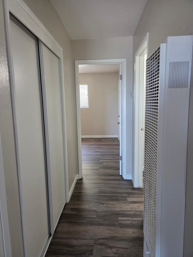 Building Photo - 25684 Spring Dr
