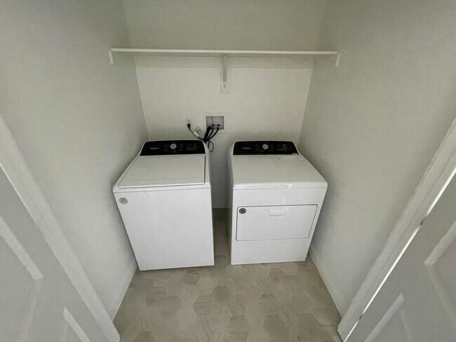 Building Photo - 7607 Bear Gulch Rd