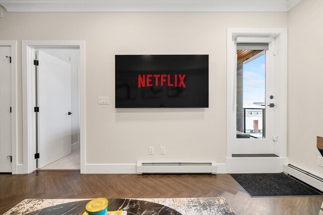 Photo du bâtiment - 2550 Battleford Ave SW