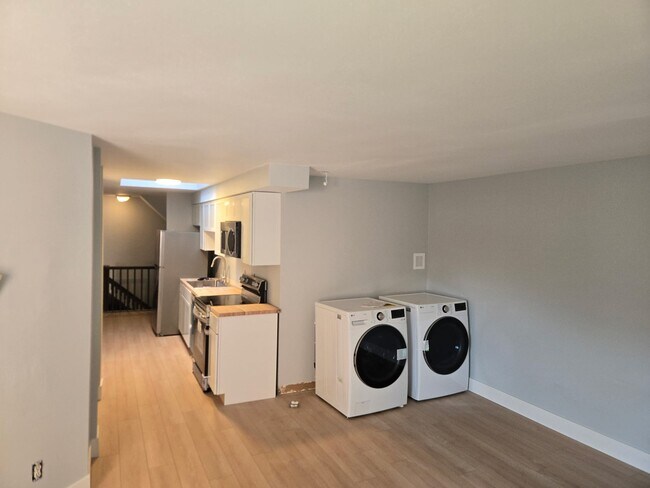 Foto del edificio - 407 N Broom St