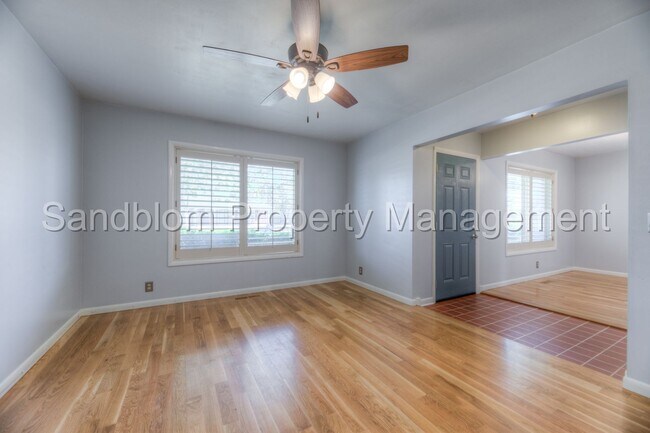 Foto del edificio - For Lease | Midtown Tulsa | Available Now!
