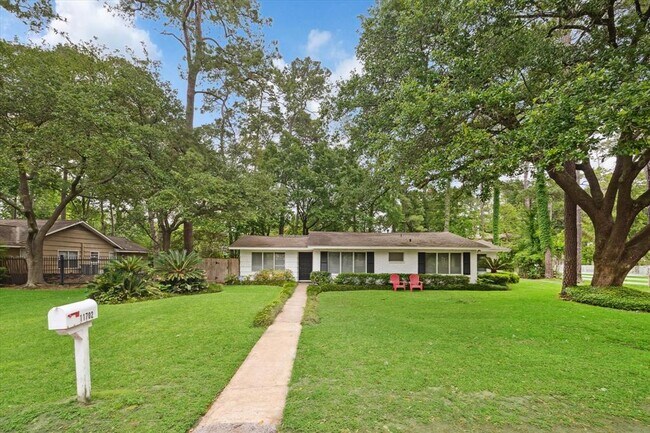 Foto del edificio - 11702 Denise Dr