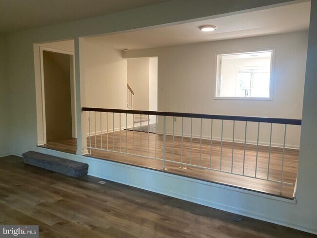 Building Photo - 5402 Charleston Woods Dr