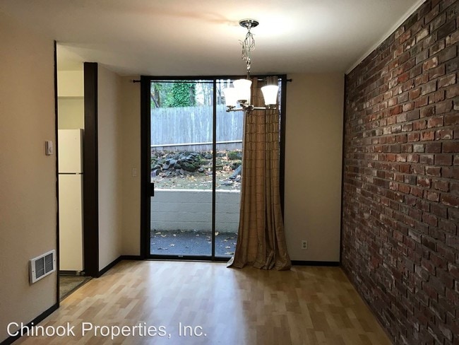 Building Photo - 3444 Willamette St