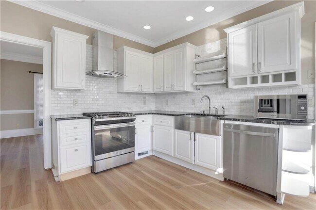 Foto del edificio - 2020 Oak Ln