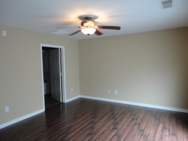 Building Photo - 3007 Cornflower Ln