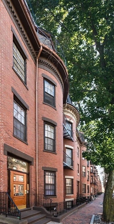 Foto del edificio - 102 Chandler St