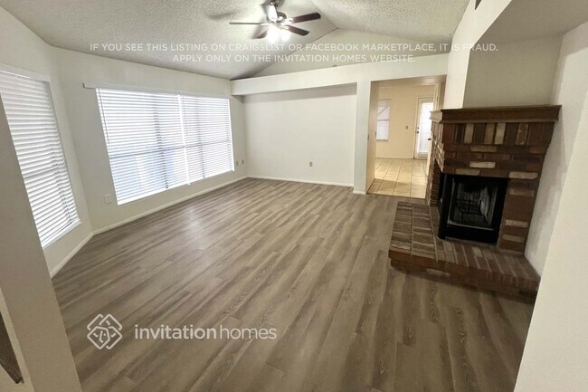 Foto del edificio - 1545 E Laurel Ave