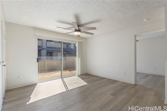 Building Photo - 91-233-233 Hanapouli Cir