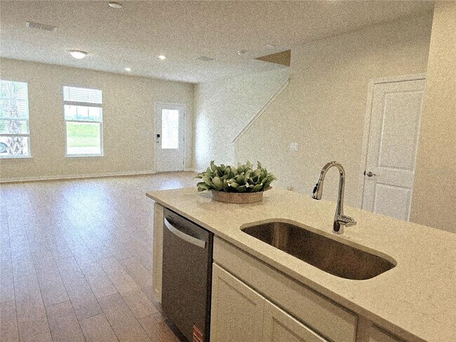 Foto del edificio - 6337 Breeze Filled Ln