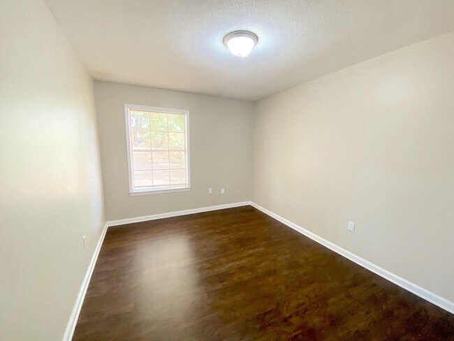 Foto del edificio - 3680 Moccasin Cove