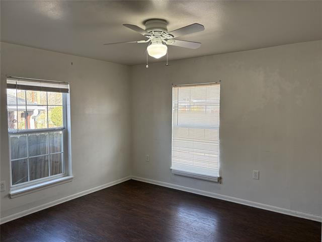 Foto del edificio - 102 W Elm St