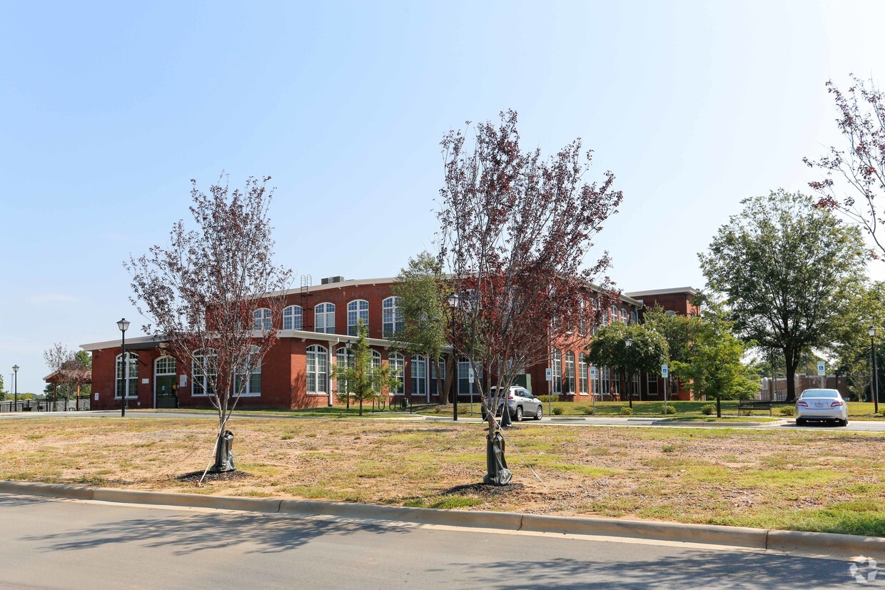 Primary Photo - The Lofts at Noda Mills