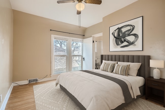 Building Photo - 1118 11th St