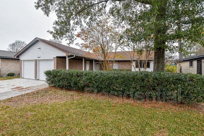 Building Photo - 8343 Rinn St
