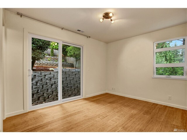 Building Photo - 14041 Palatine Ave N