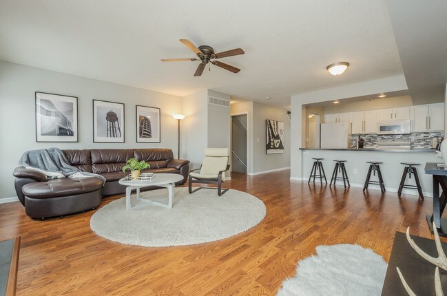 1506 McKinley Pl, Iowa City, IA 52246 Townhouse for Rent