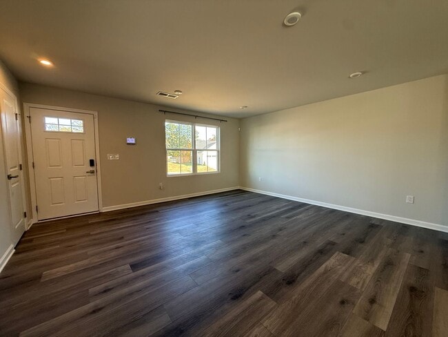 Foto del edificio - 4 Bedrooms, 2.5 Bathrooms - Home in Armuchee!