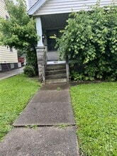 Building Photo - 10614 Avon Ave