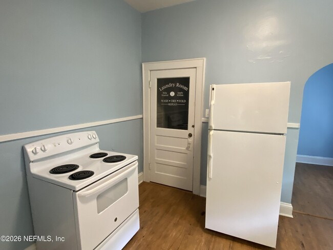 Foto del edificio - 2316 Gilmore St