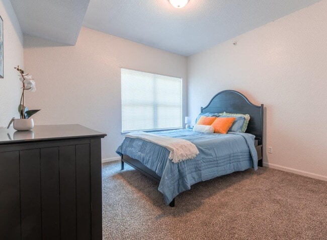 Building Photo - Chase Court