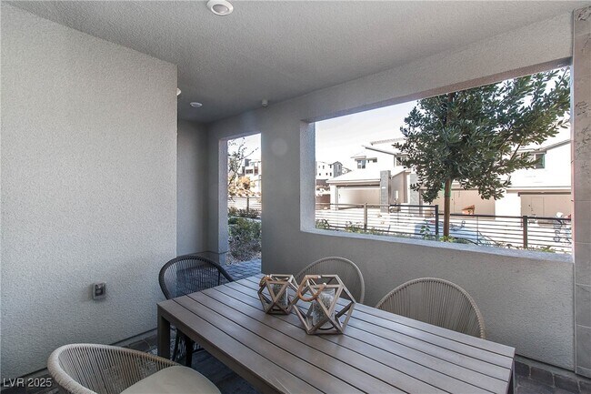 Foto del edificio - 11557 Alpine Cove Ave