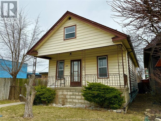 Building Photo - 1608 Highland Ave