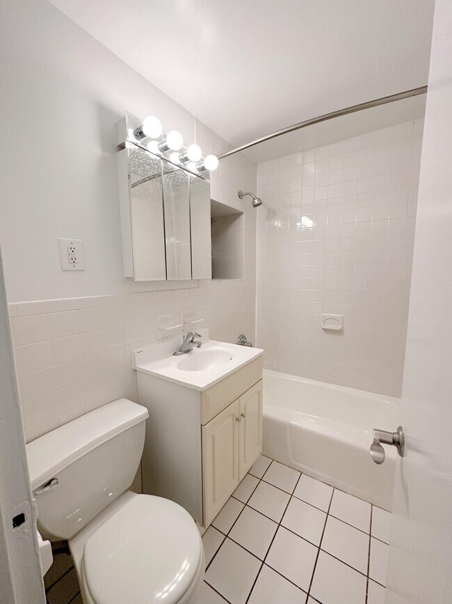 535 3rd Ave Unit 1C, New York, NY 10016 Room for Rent in New York